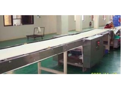 冷卻線（包裝操作臺(tái)）